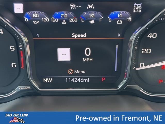 Used 2021 WHITE FROST TRICOAT GMC Denali image 23