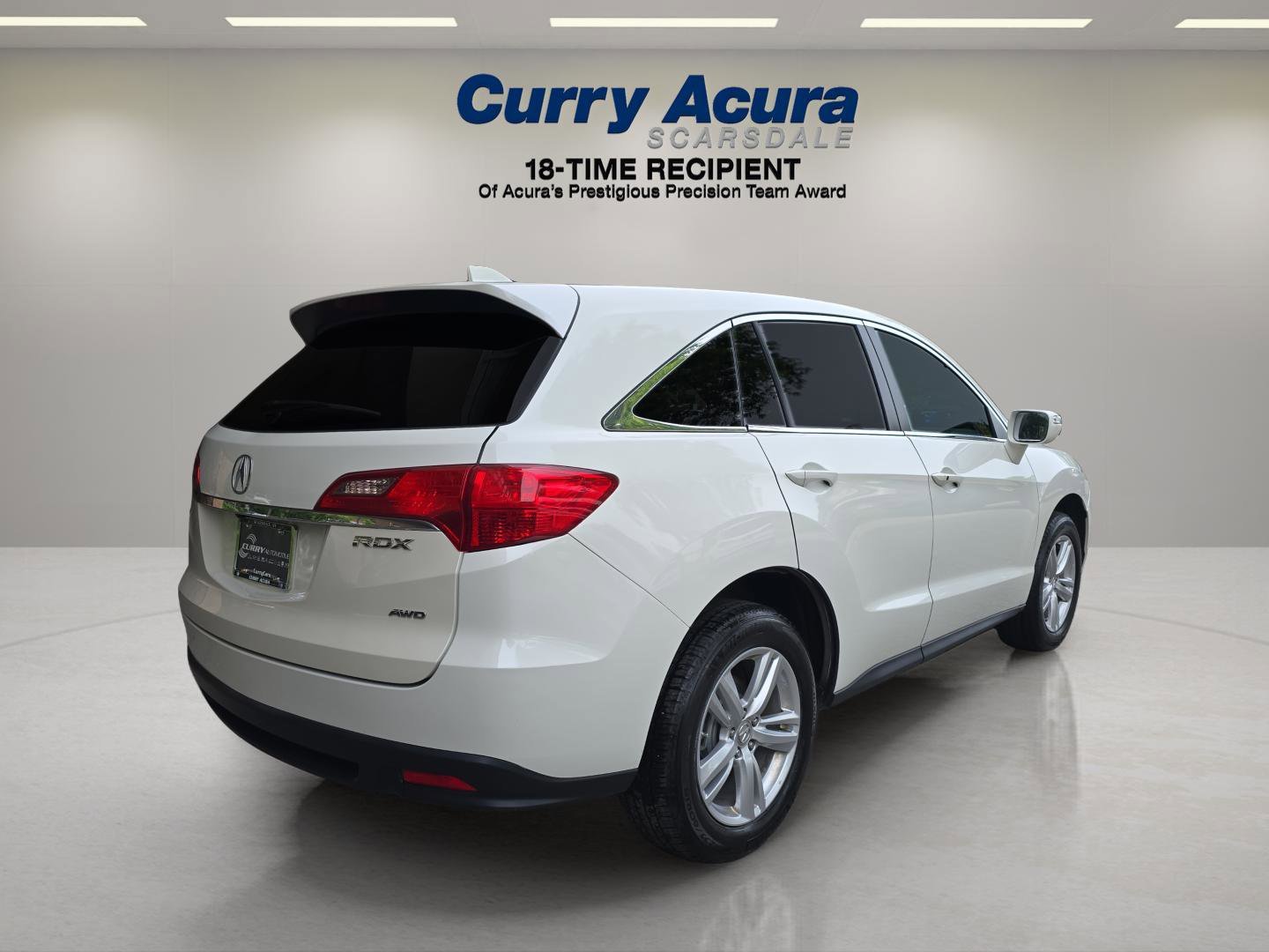Used 2014 White Acura AWD image 5