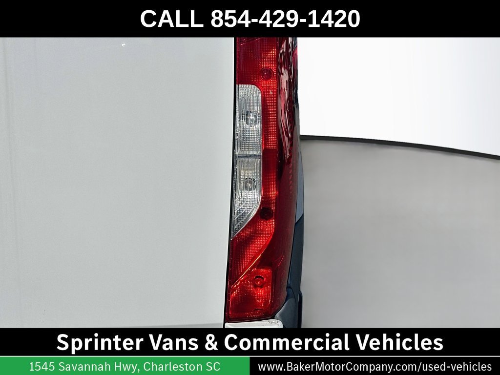 Used 2020 White Freightliner Base image 29