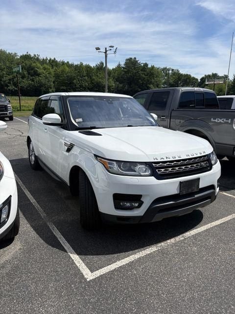Used 2017 White Land Rover HSE Td6 image 2