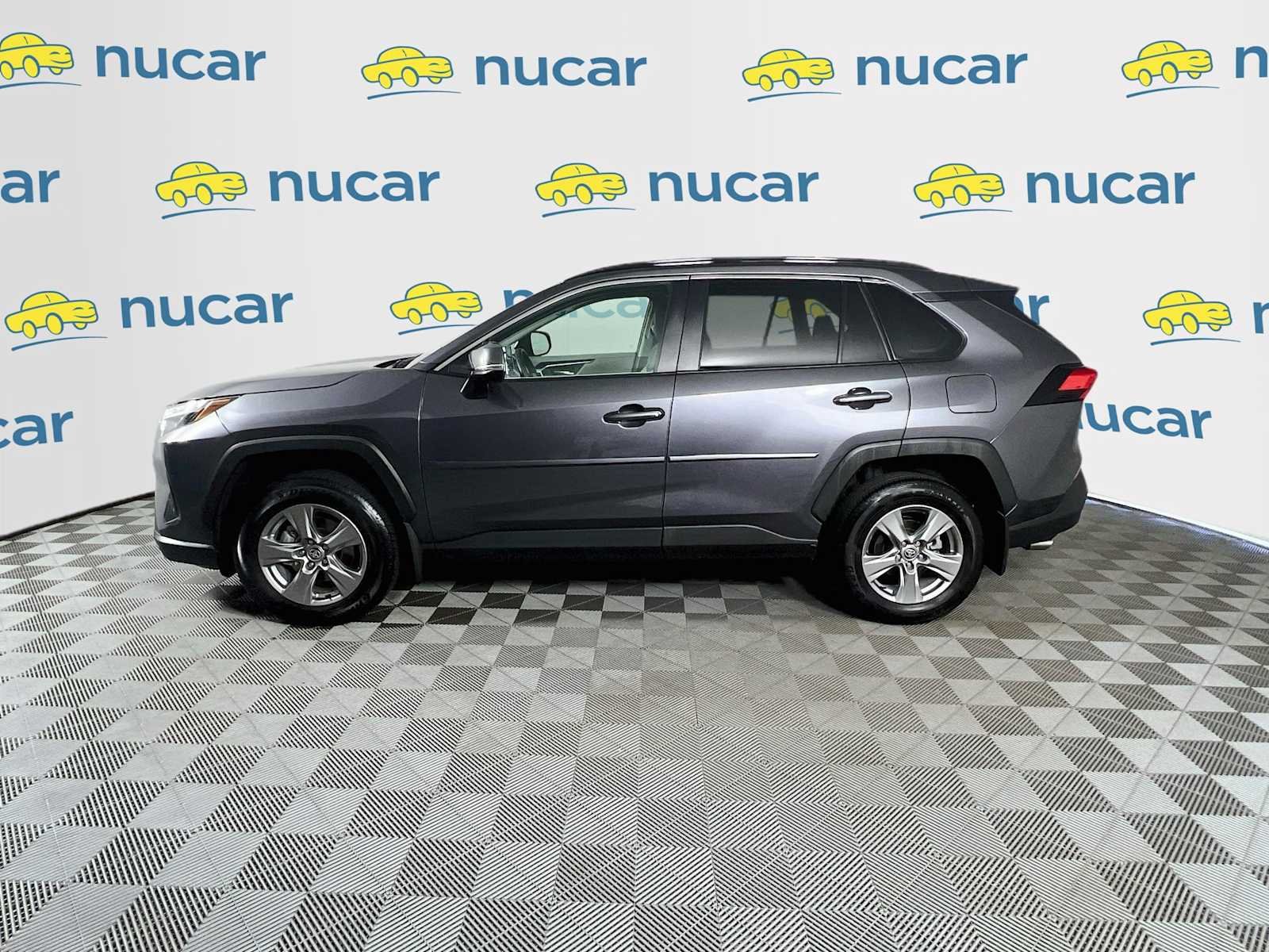 Used 2025 Magnetic Gray Metallic Toyota XLE image 4