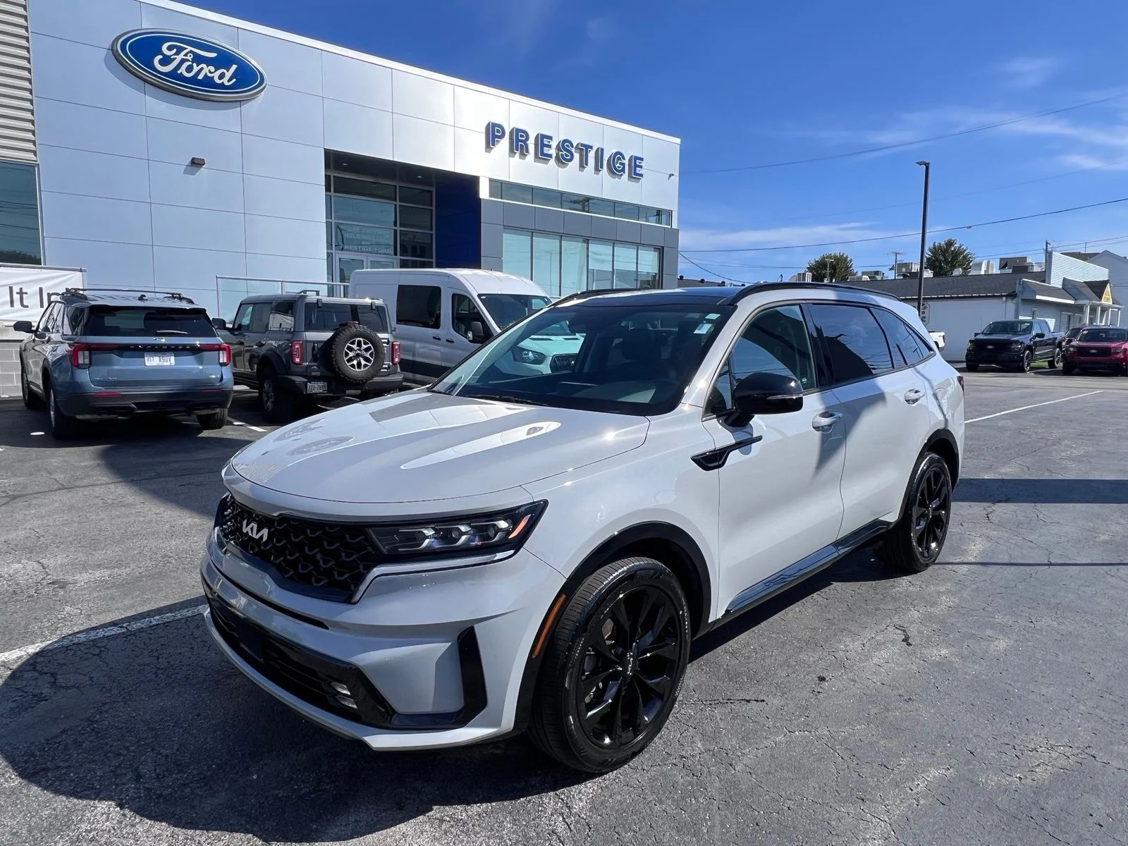 Used 2023 Wolf Gray Kia SX image 4