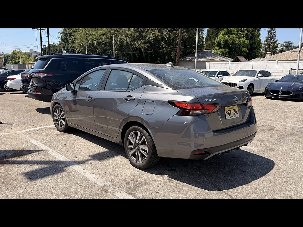 Used 2023 Gun Metallic Nissan SV image 4