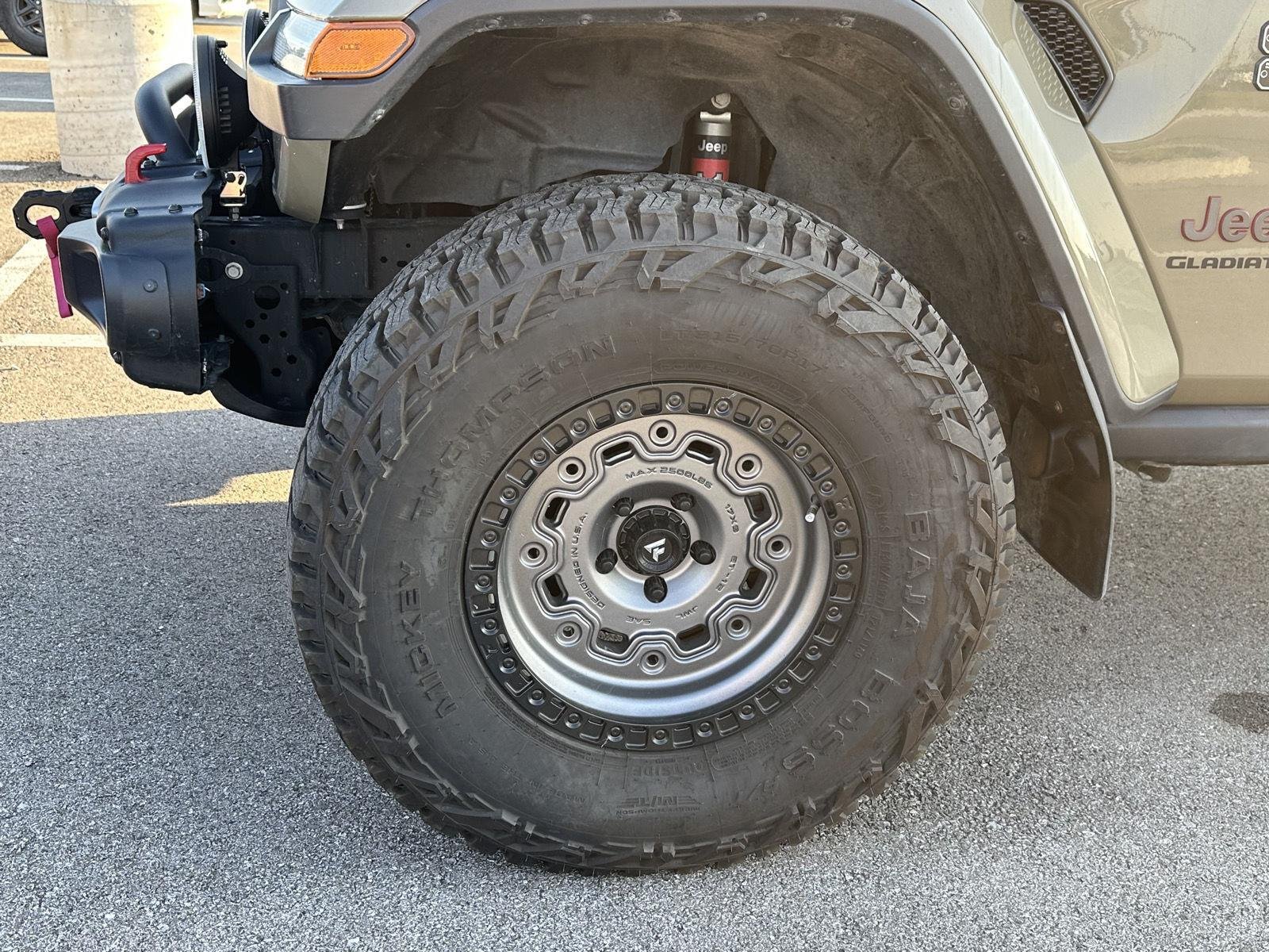 Used 2020 Gator Clearcoat Jeep Rubicon image 7