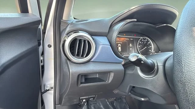 Used 2025  Nissan SV image 21
