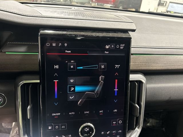 2026 GMC Acadia Denali Ultimate - Photo 19