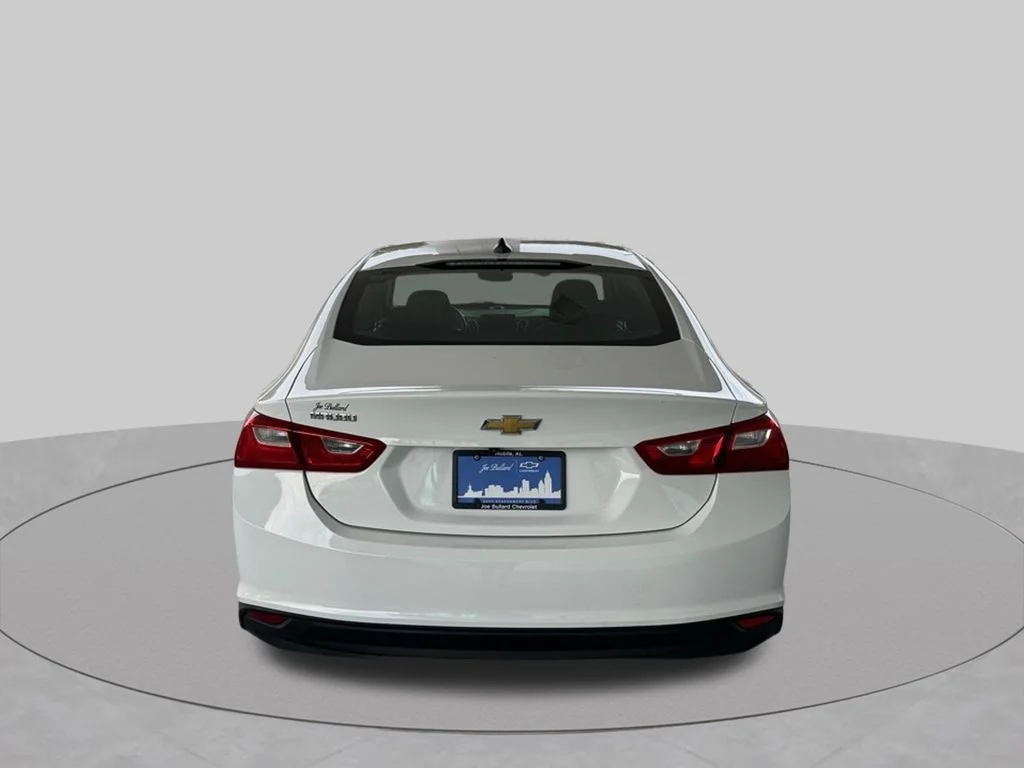 Used 2023 White Chevrolet LS image 8