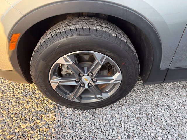 Used 2024 Gray Chevrolet LT image 8