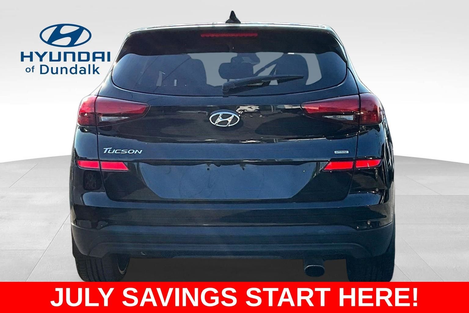 Used 2019 Black Hyundai SE image 5