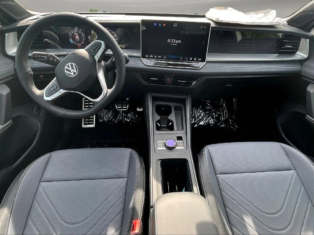 New 2026 Beige/tan Volkswagen SE R-Line Black image 6