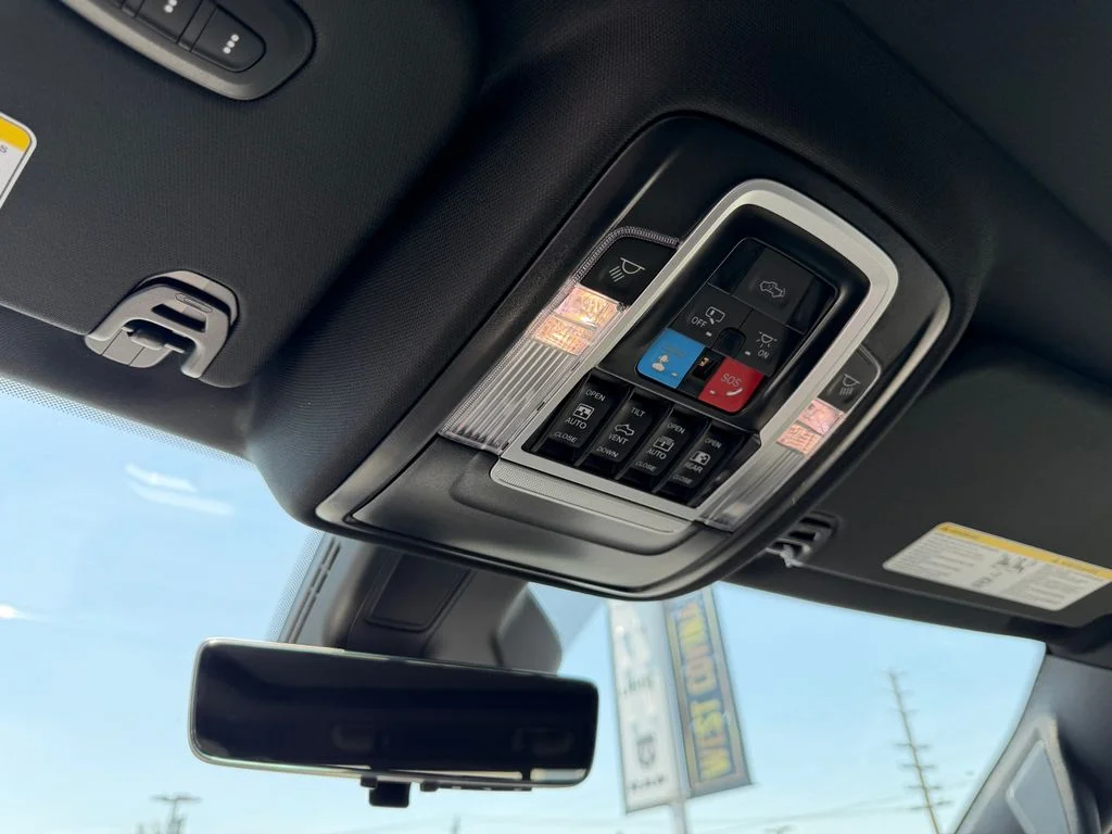 2025 RAM 1500 Limited - Photo 22