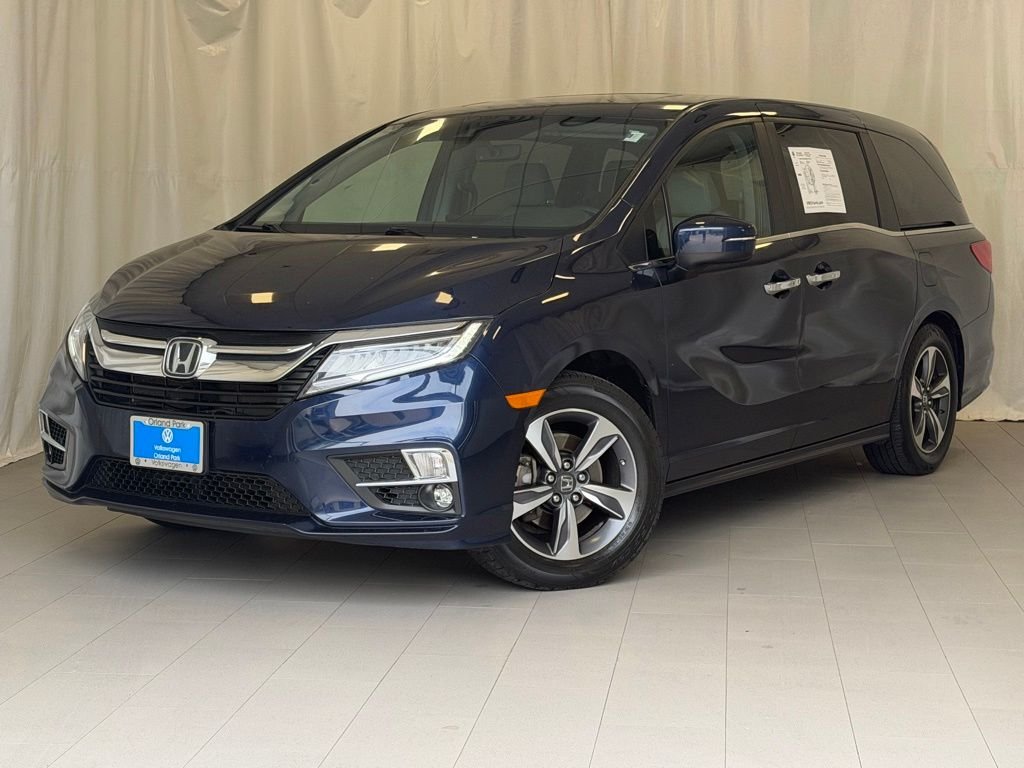 2018 Honda Odyssey Touring's photo