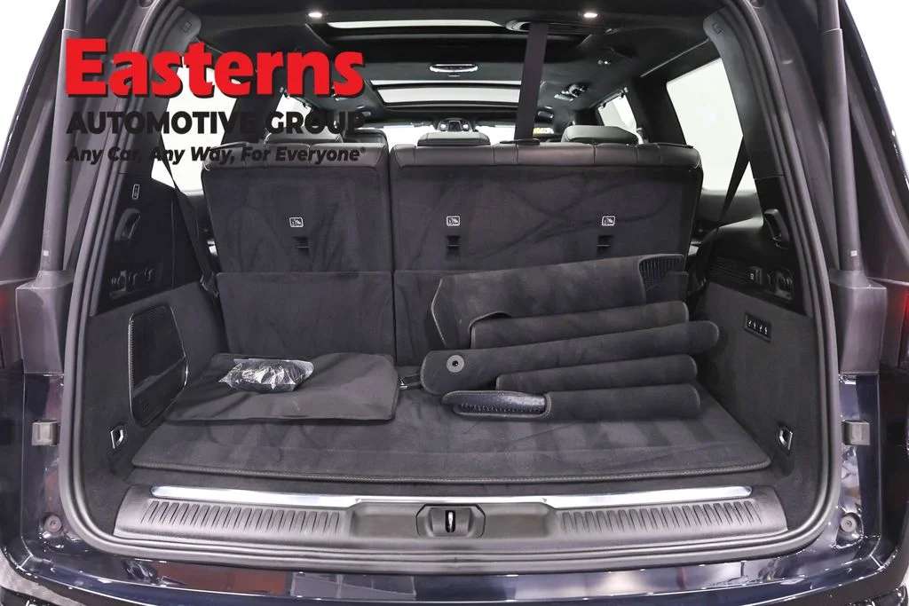 Used 2025 Black Jeep Series II image 9