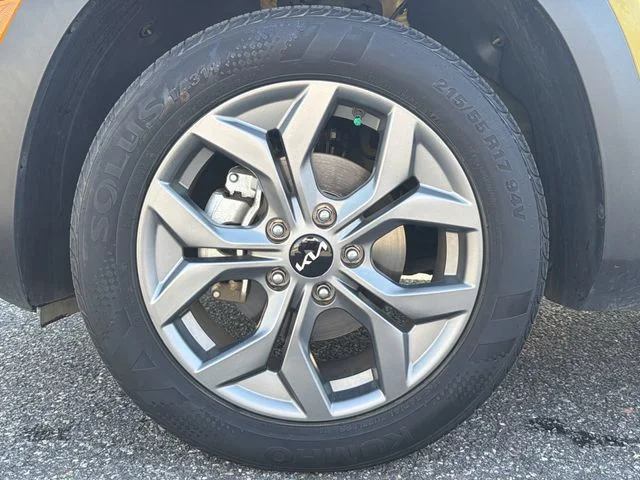 Certified Used 2024 Green Kia S image 10
