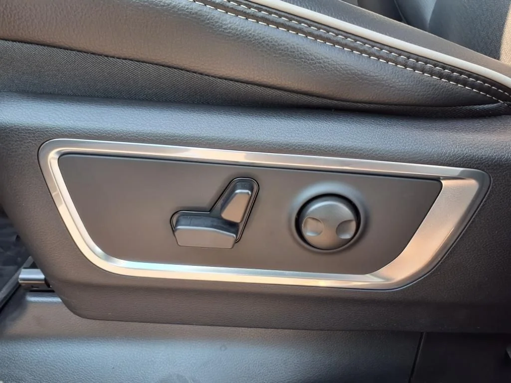 2026 RAM 1500 Laramie - Photo 20