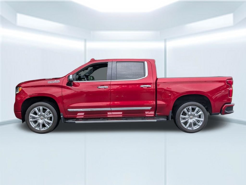 Used 2023 Red Chevrolet High Country image 2