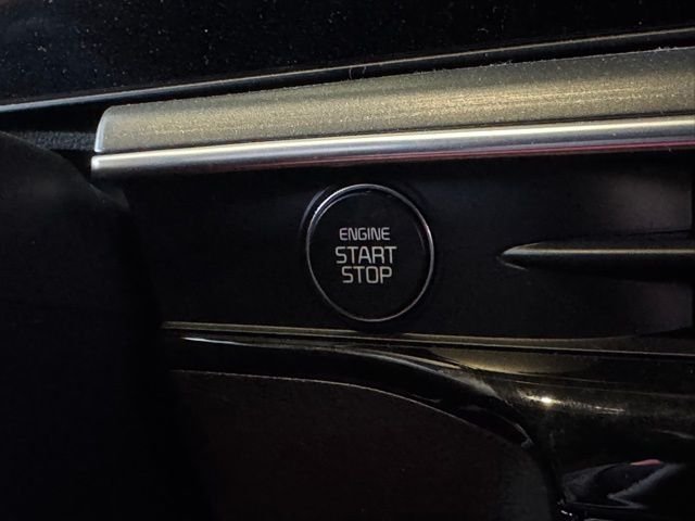 2025 Kia K5 GT-Line - Photo 19