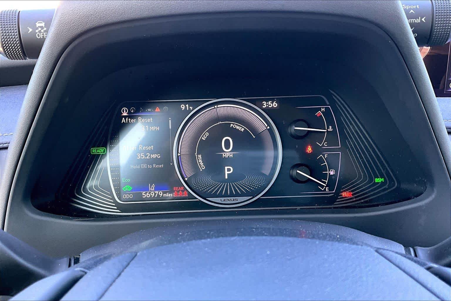 Used 2019 Eminent White Pearl Lexus Luxury image 26