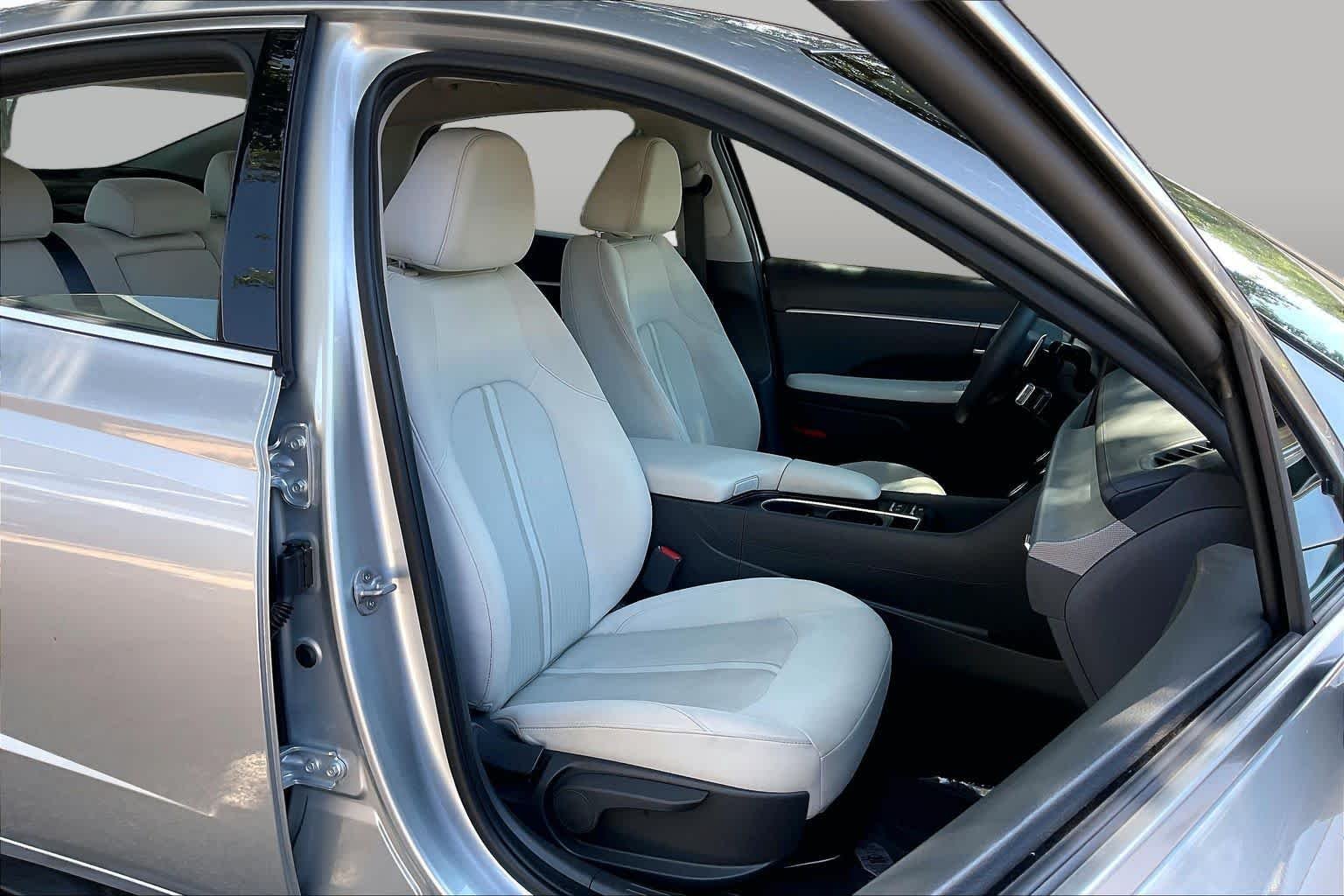 2025 Hyundai Sonata SEL - Photo 9