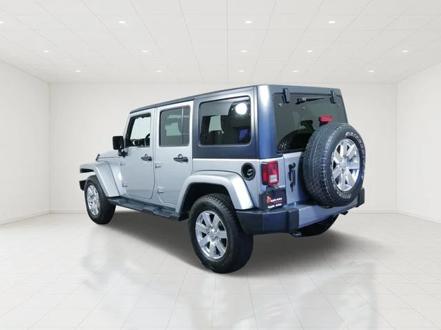 Used 2016 Silver Jeep Unlimited Sahara image 5