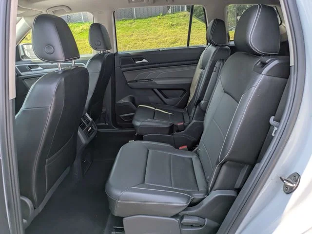 Used 2022  Volkswagen 3.6L V6 SE w/Technology image 15