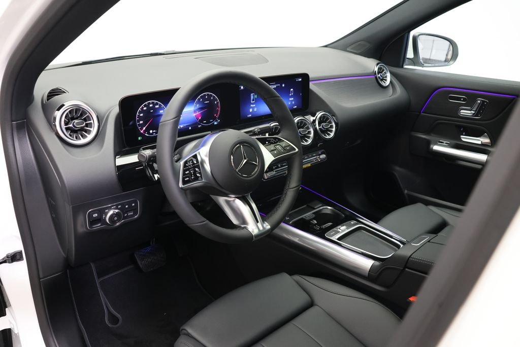 New 2026 Polar White Mercedes-Benz GLA 250 image 36