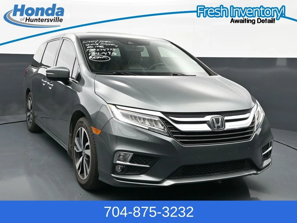 2018 Honda Odyssey Elite's photo