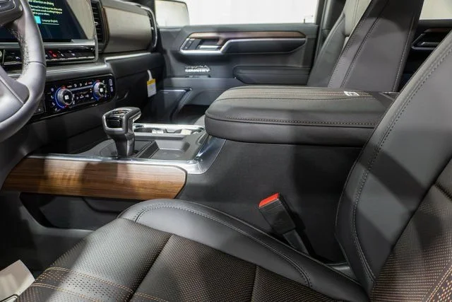 2026 Chevrolet Silverado 1500 High Country - Photo 17