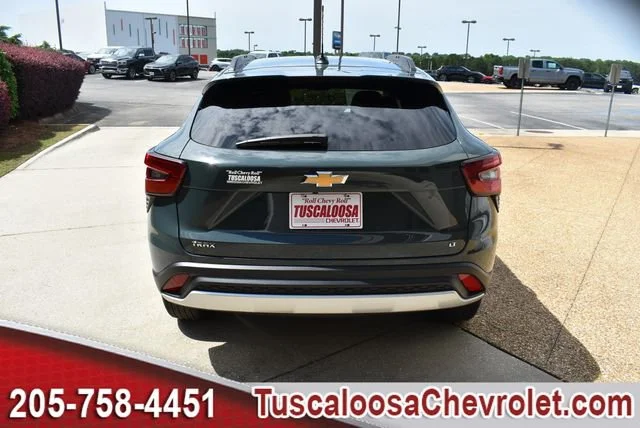 Used 2025 Cypress Gray Chevrolet LT image 8