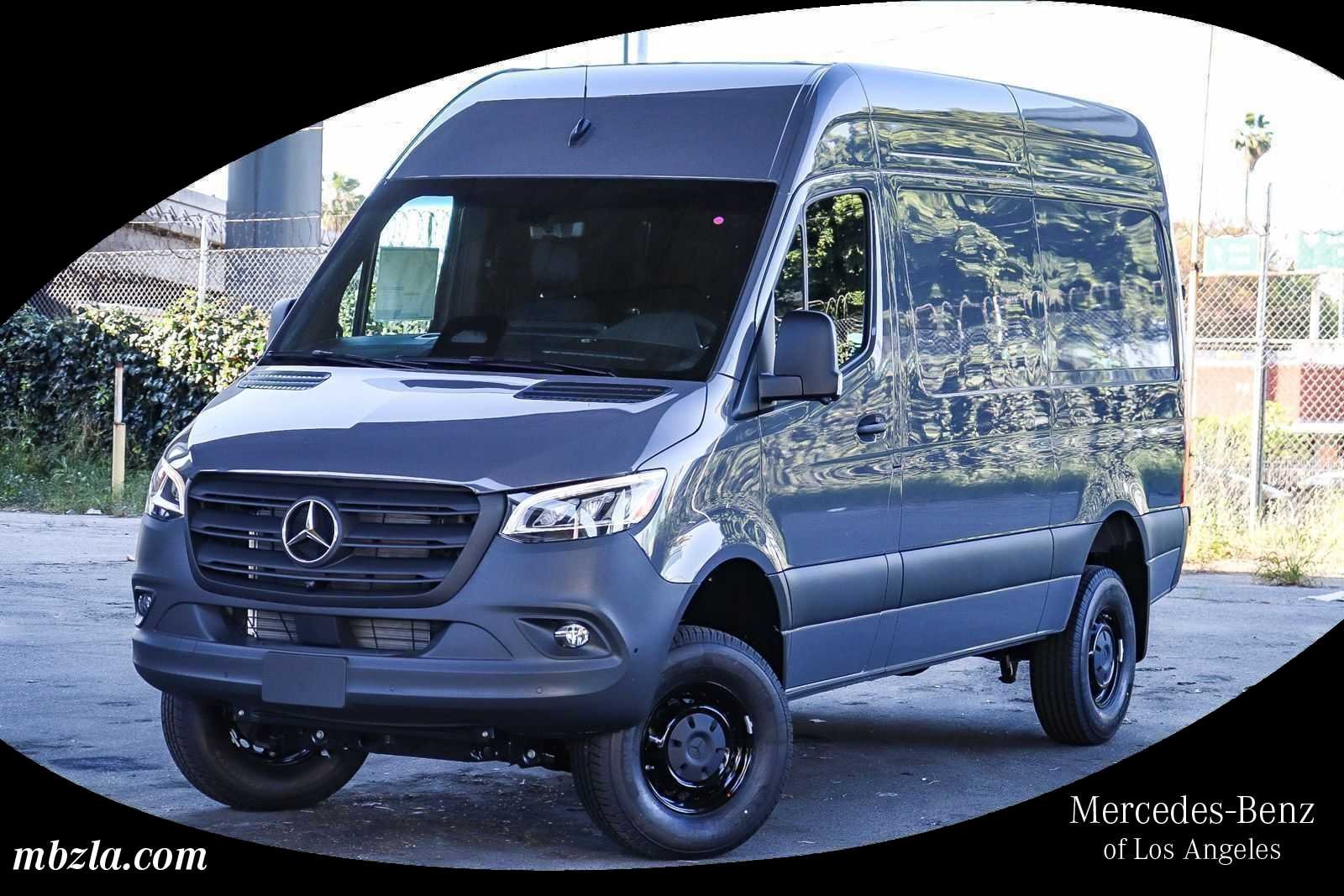 2026 Mercedes-Benz Sprinter Cargo Van Cargo 144WB High Roof AWD 2.0L I4 Diesel Turbo HO