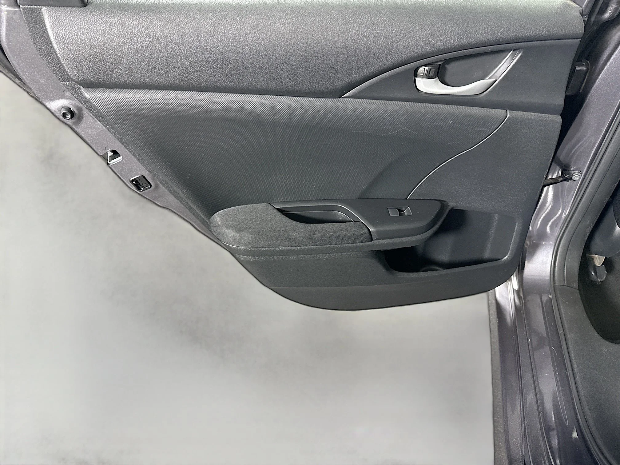 Used 2018 Modern Steel Metallic Honda LX image 21