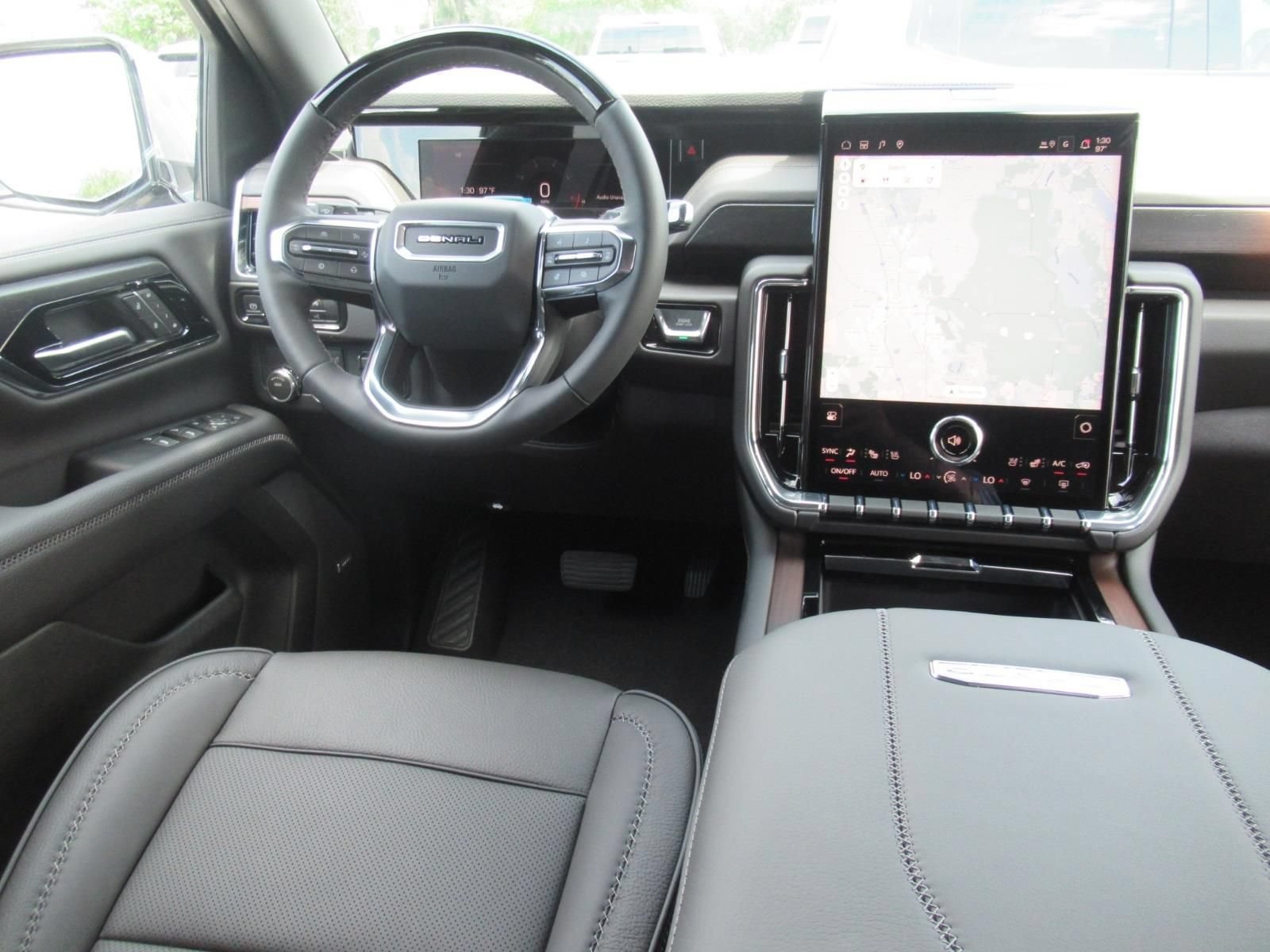 2026 GMC Yukon Denali - Photo 13