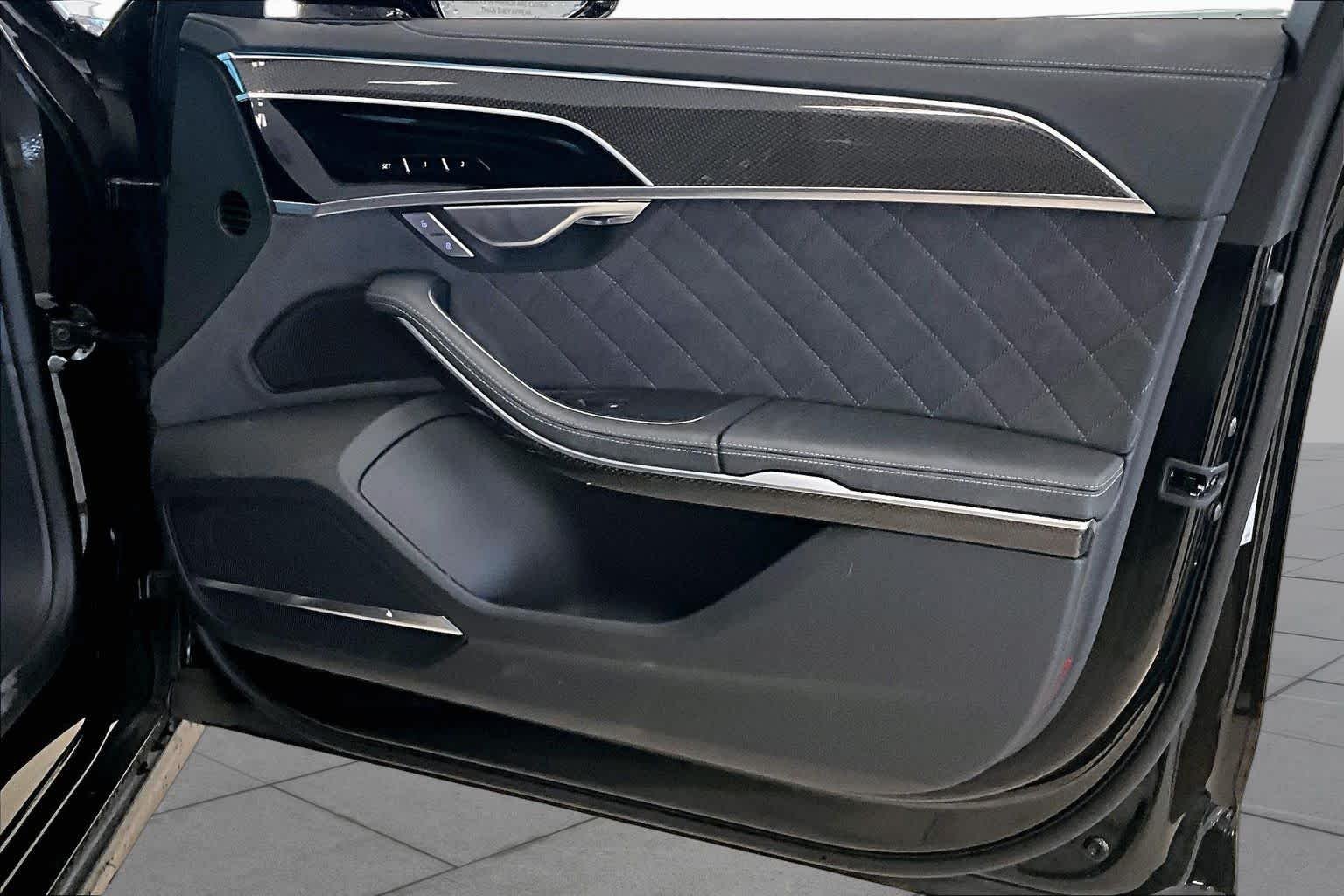 Used 2025 Mythos Black Metallic Audi  image 20
