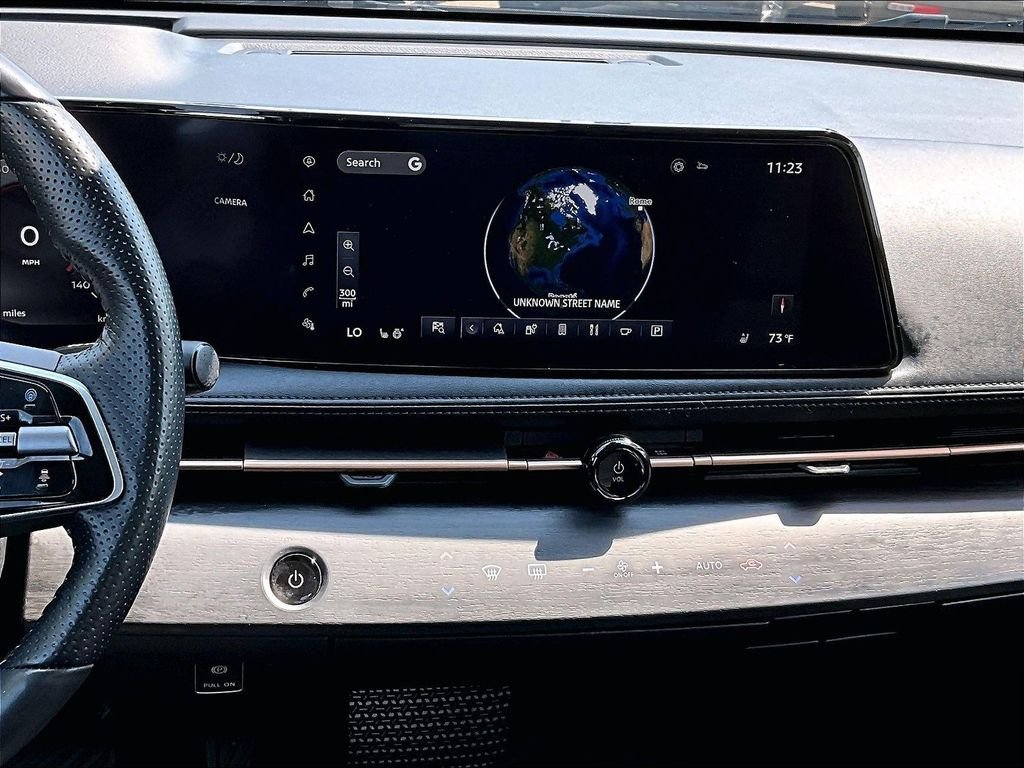 Used 2023 Gray Nissan ENGAGE image 18