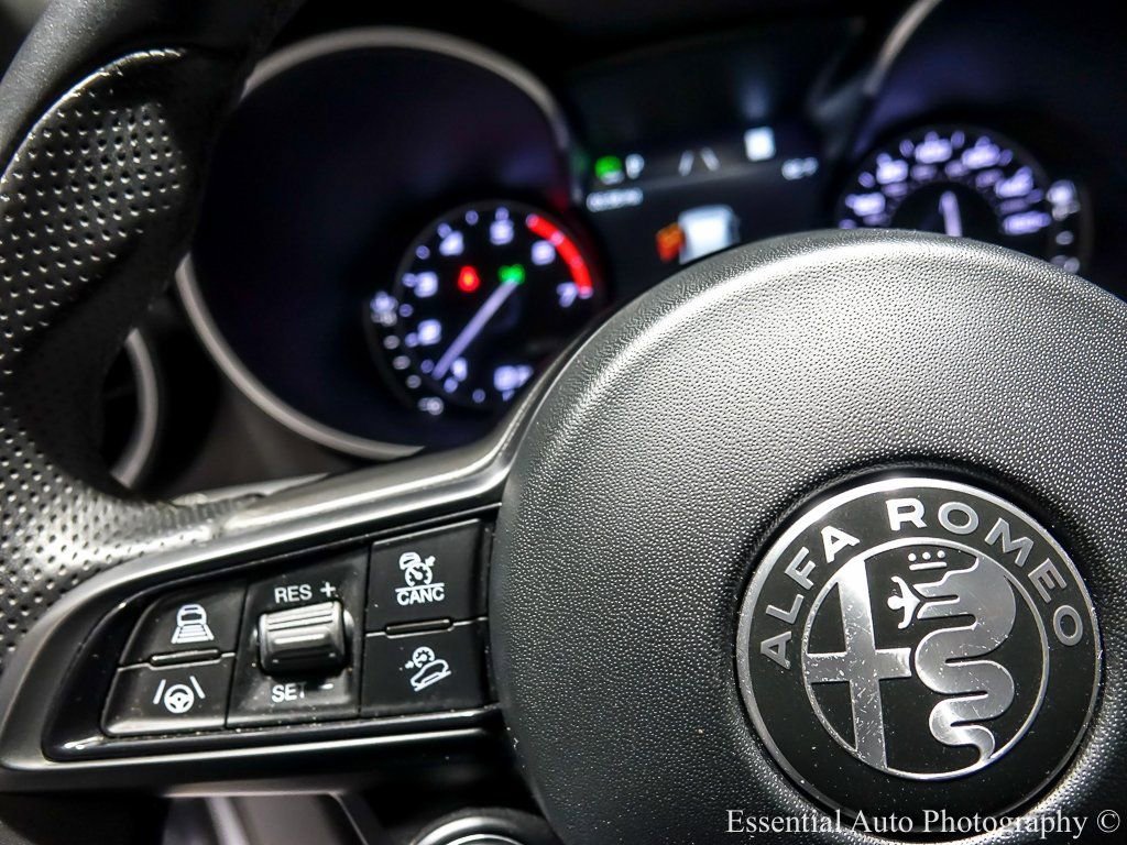2022 ALFA ROMEO STELVIO - Image 18
