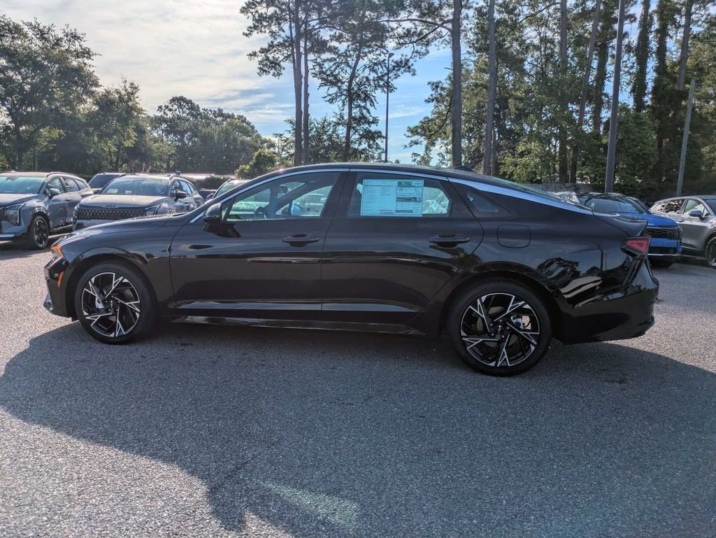 New 2026 Aurora Black Pearl Kia GT-Line FWD image 6