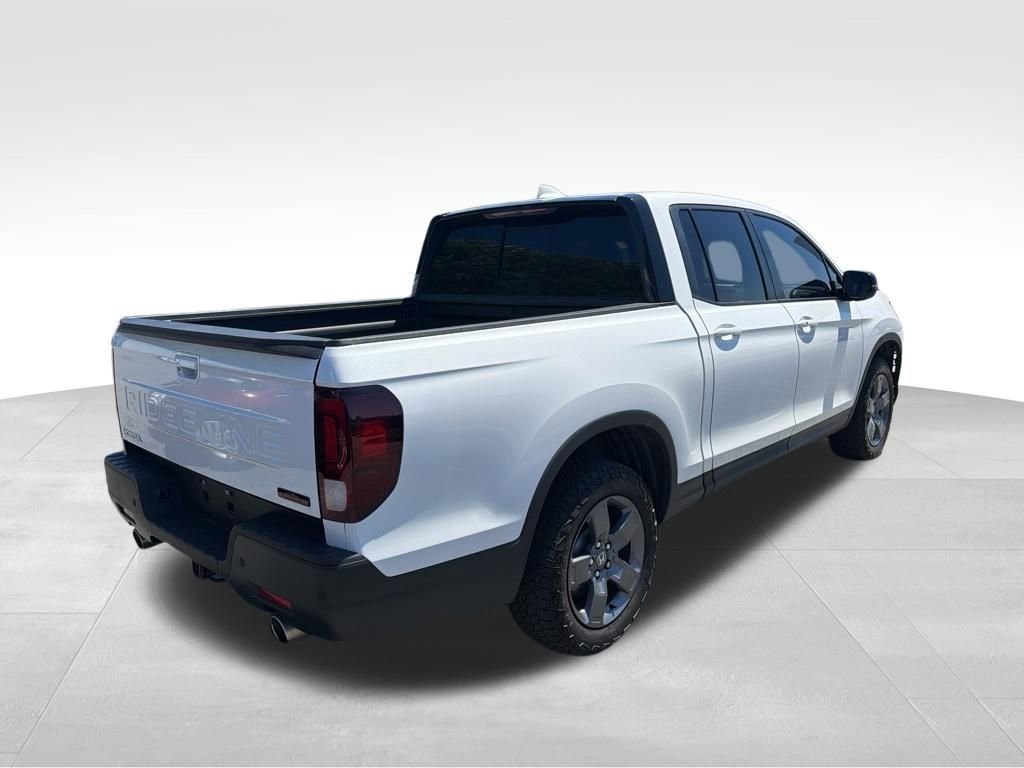 Used 2024 White Honda TrailSport image 4