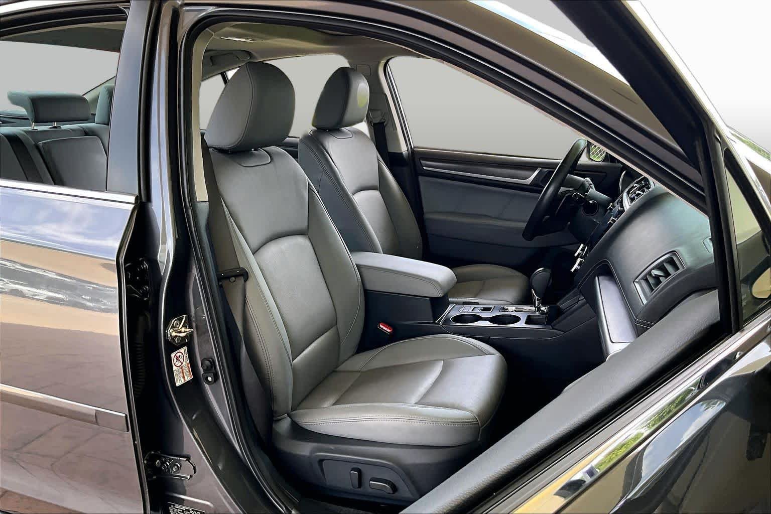 Used 2019 Magnetite Gray Metallic Subaru Limited image 8