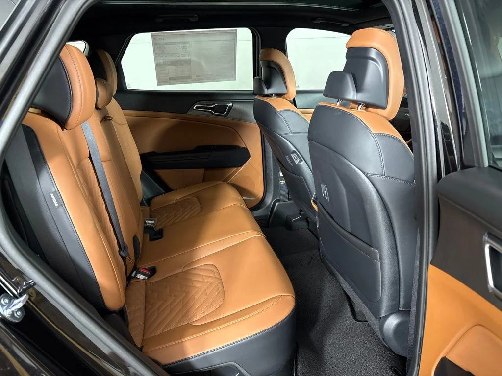 New 2027 Black Kia X-Line image 19