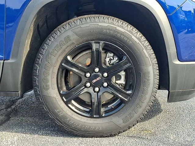 Used 2023 Blue GMC AT4 image 8