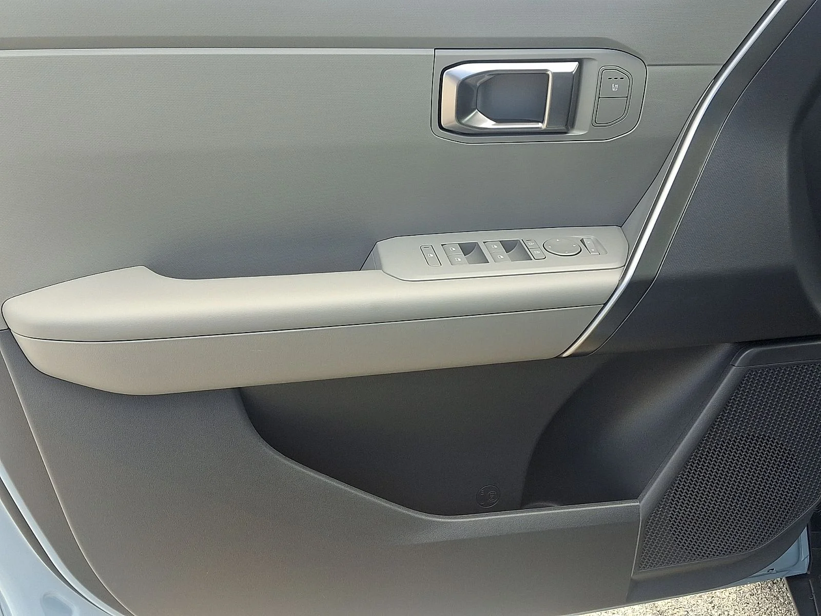 New 2027 Blue Kia S image 11