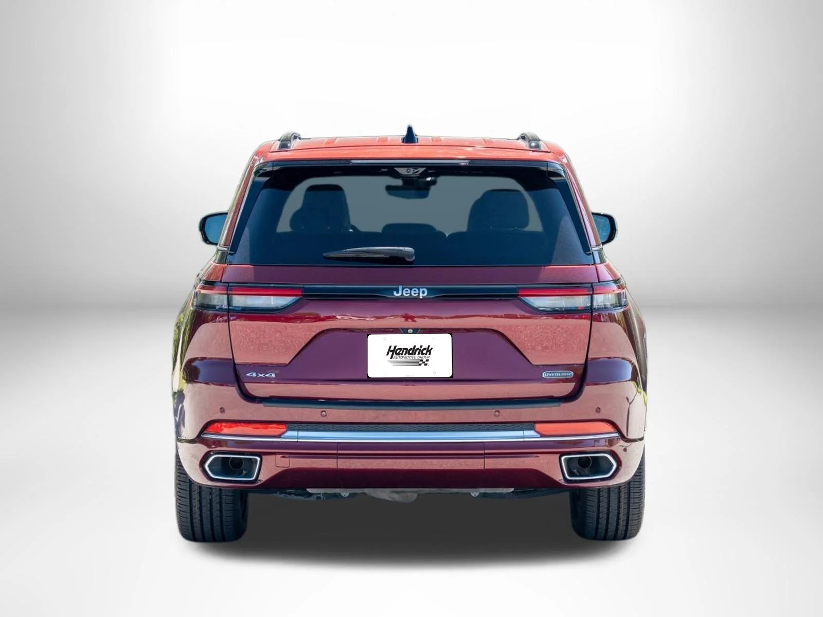 Used 2023 Velvet Red Pearlcoat Jeep Overland image 7