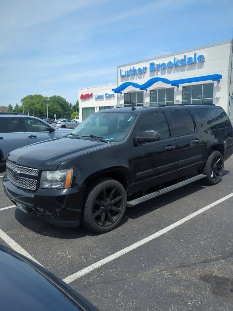 Used 2008 Black Chevrolet LTZ image 2