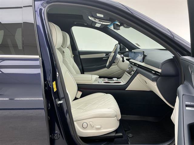 Used 2025 Capri Blue Genesis 3.5T Prestige image 26