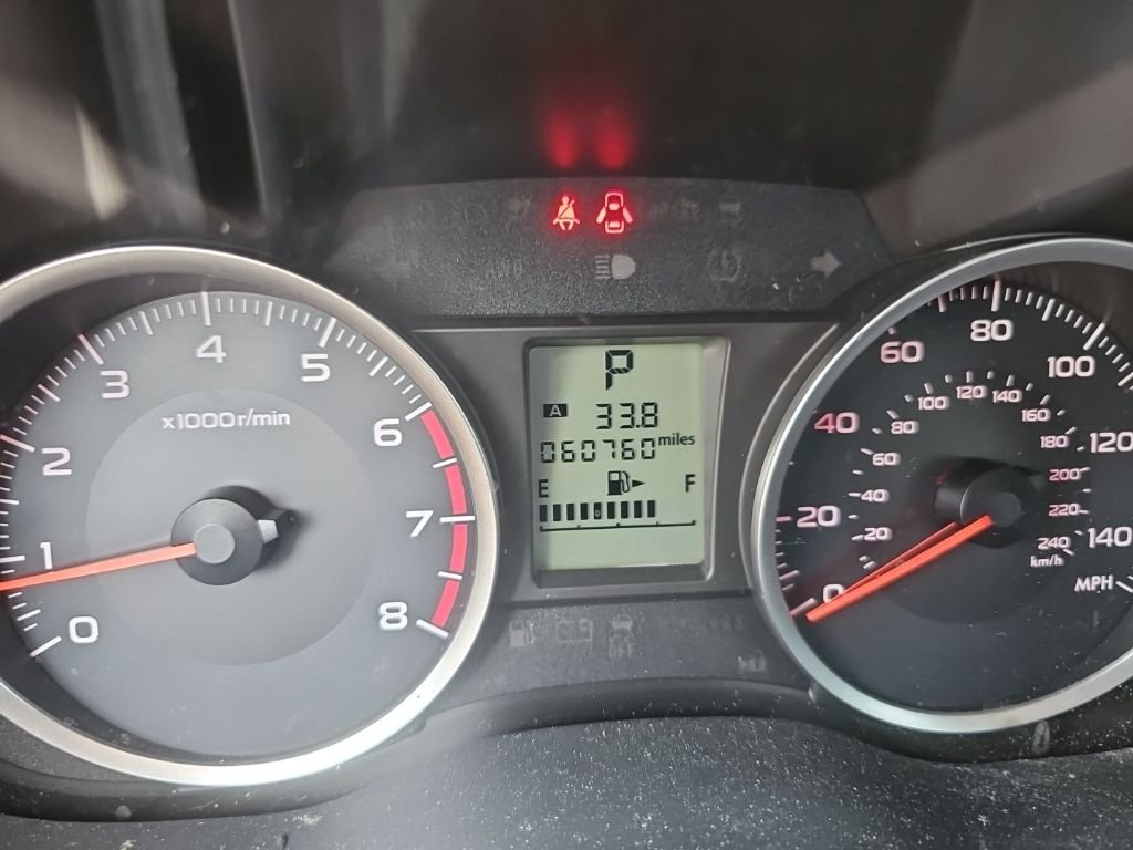 Used 2015 Green Subaru 2.5i Premium image 7