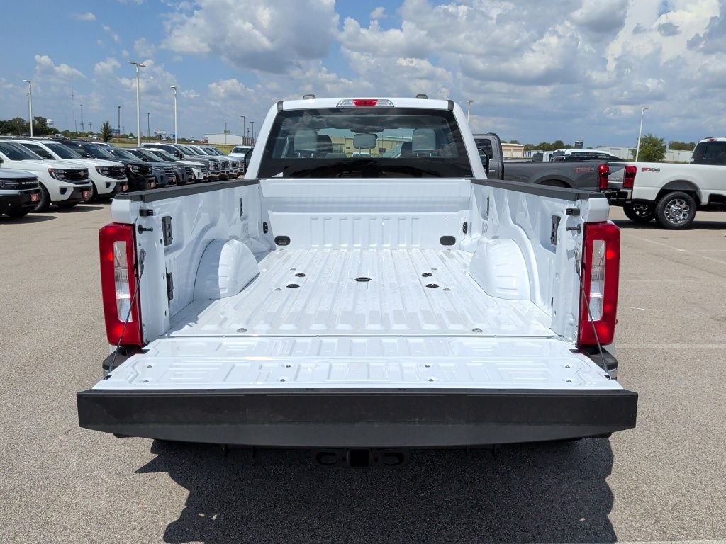 New 2026 Oxford White Ford F-350® XL image 36
