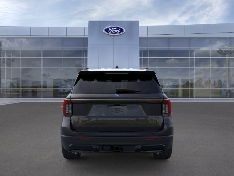 New 2026 Agate Black Metallic Ford ST-Line image 6