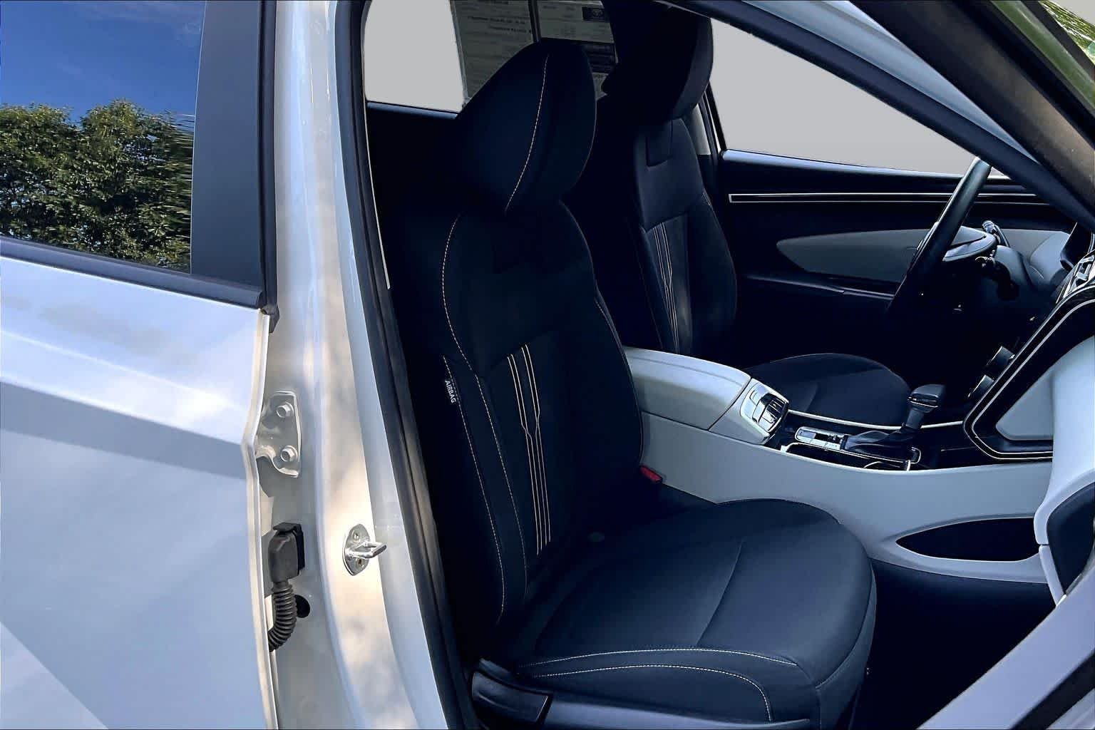 Used 2023 Serenity White Pearl Hyundai SEL image 8