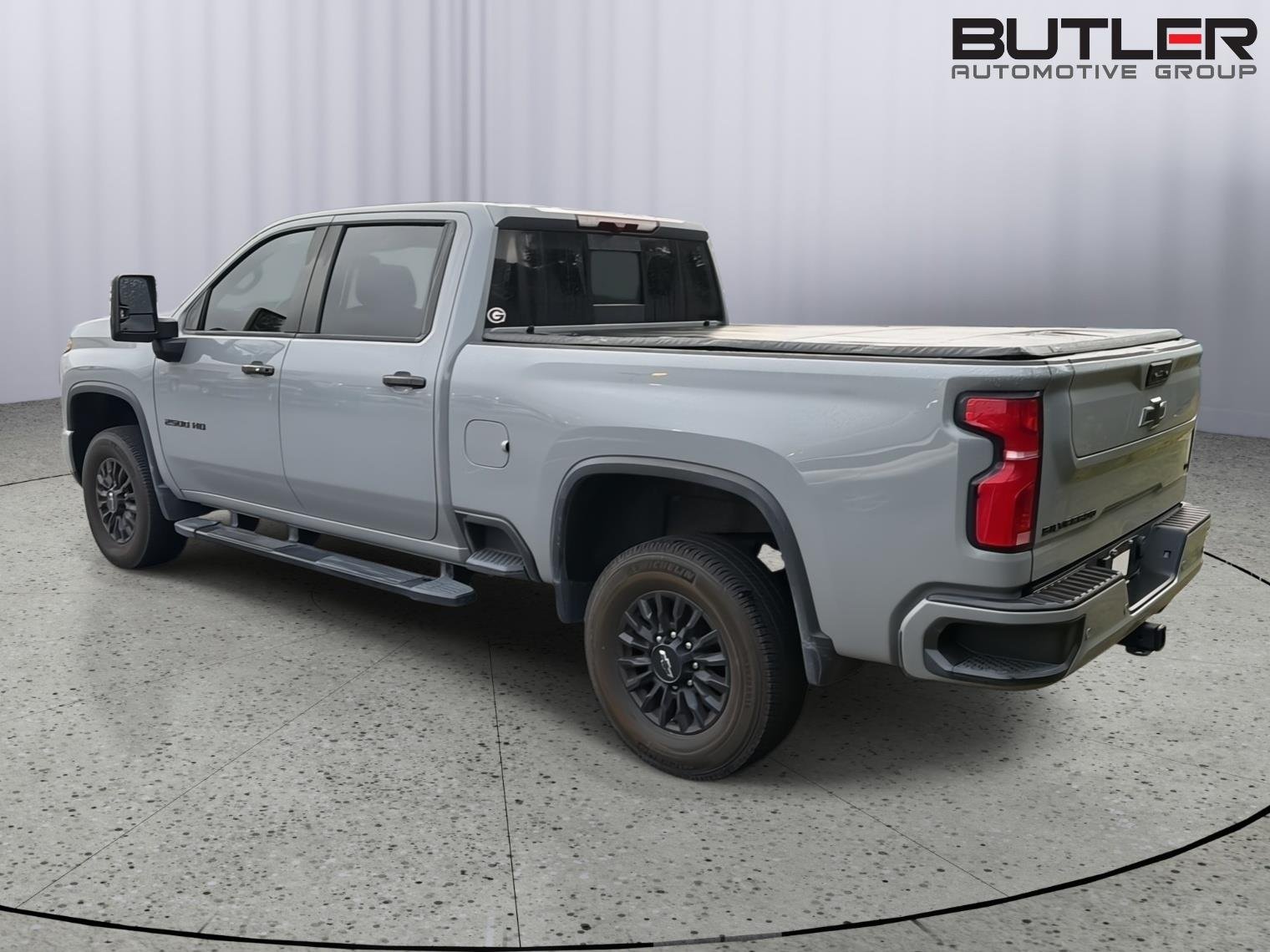 Used 2024 Slate Gray Metallic Chevrolet LT image 8