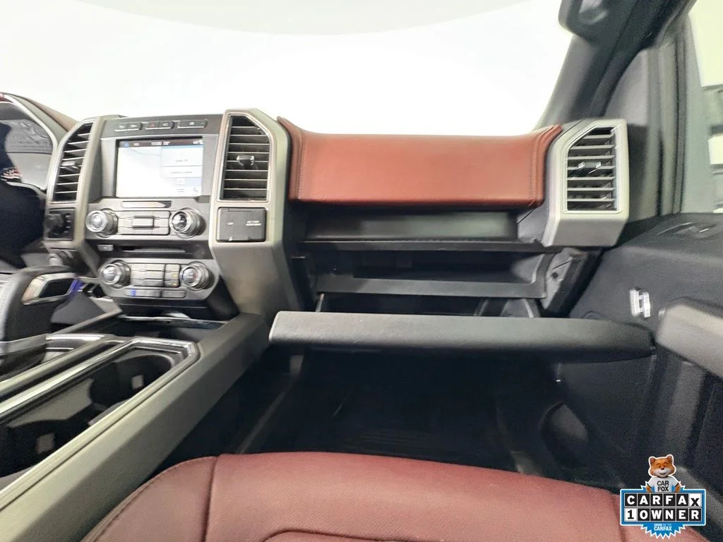 Used 2018 Black Ford Platinum image 26
